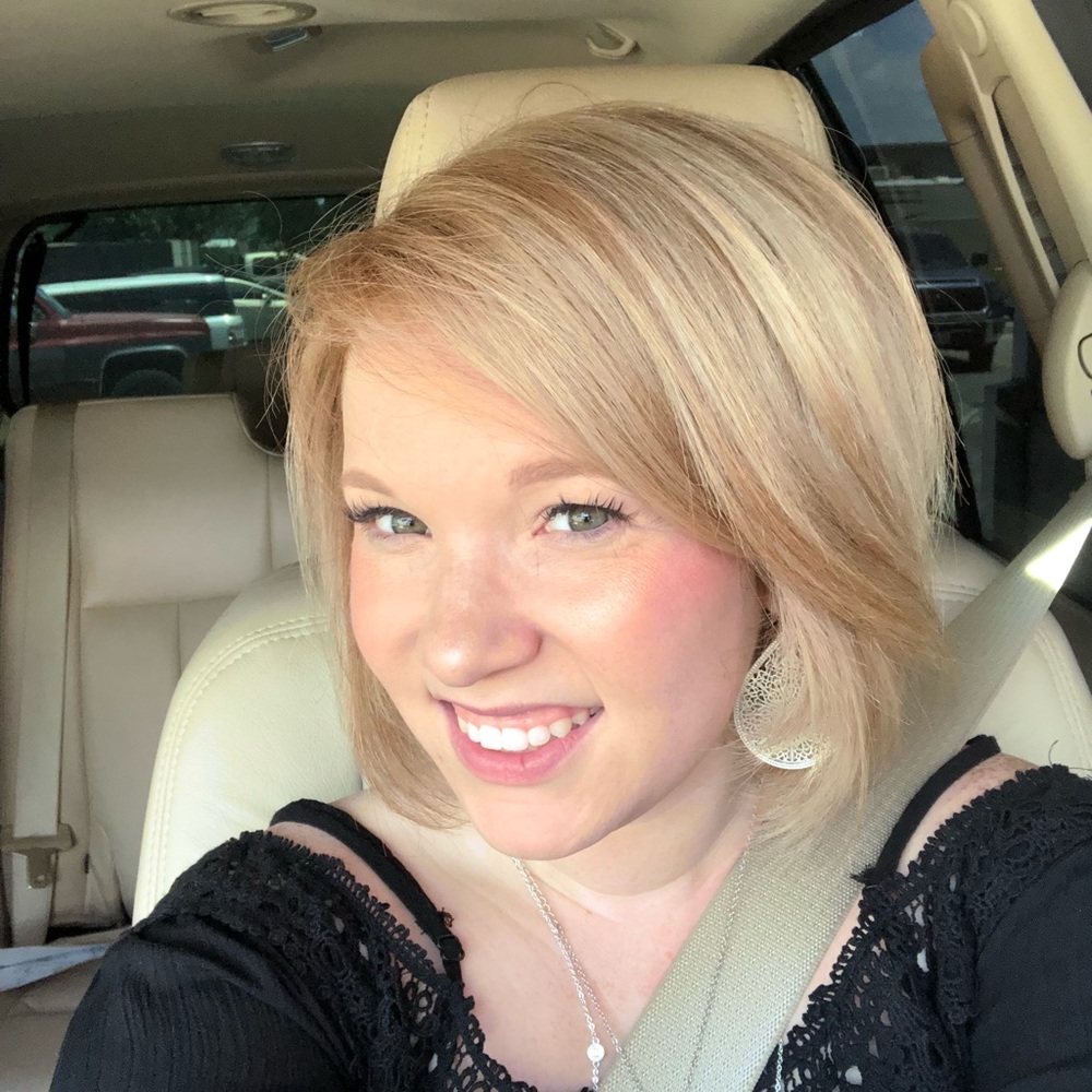 Meet your Posher, Ashlee